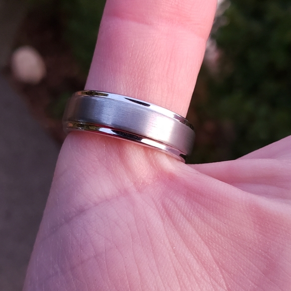 Men's Triton Tungsten Comfort Fit Wedding Band Size 9.75 - Picture 5 of 5